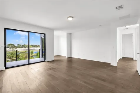 16699 N Botaniko Drive N Weston FL 33326
