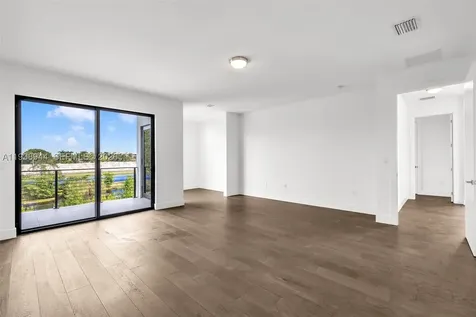 16699 N Botaniko Drive N Weston FL 33326