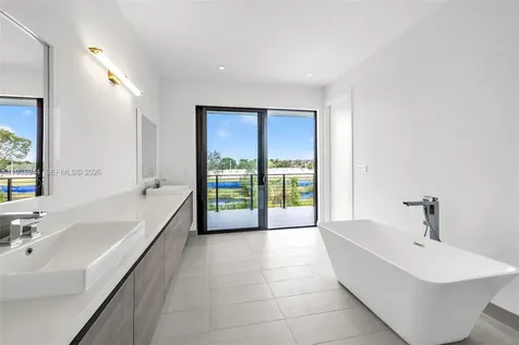 16699 N Botaniko Drive N Weston FL 33326