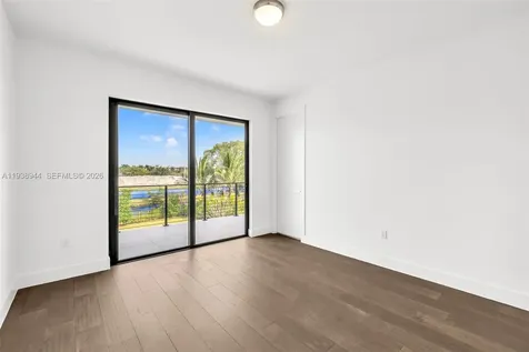 16699 N Botaniko Drive N Weston FL 33326