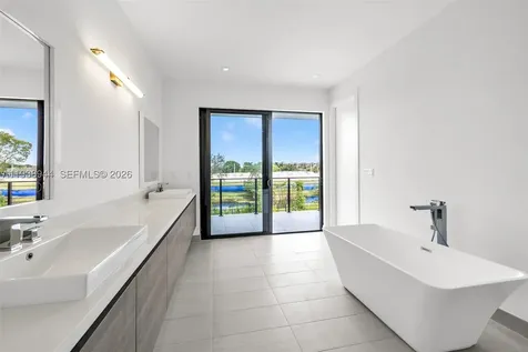 16699 N Botaniko Drive N Weston FL 33326