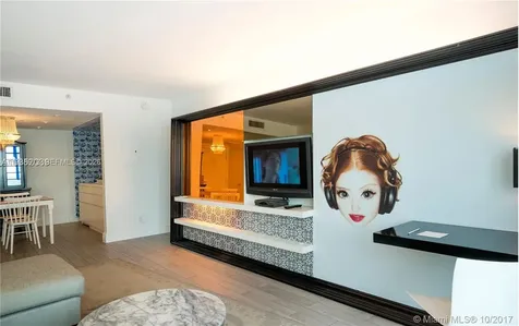 1100 West Avenue Miami Beach FL 33139