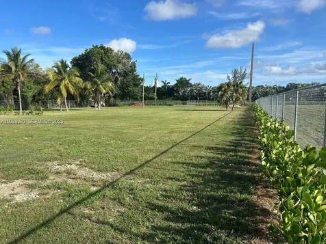 10305 SW 248th Street Homestead FL 33032