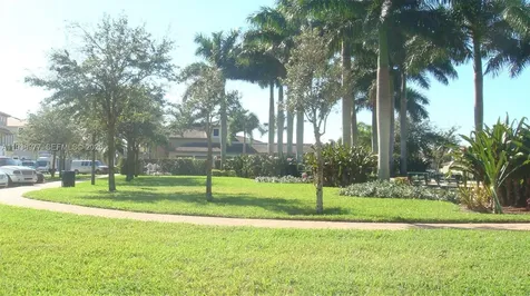 917 SW 147th Avenue Pembroke Pines FL 33027