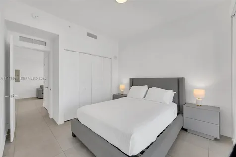 239 SW 9th Street Miami FL 33130
