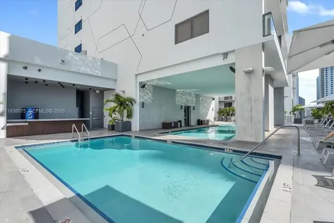 239 SW 9th Street Miami FL 33130