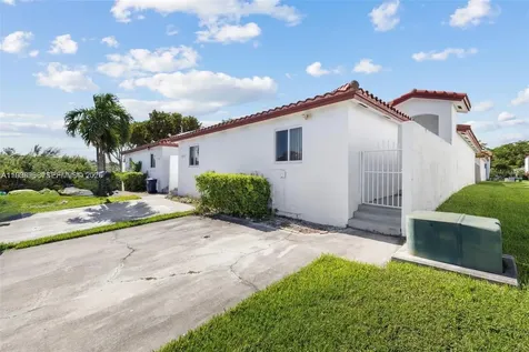 20747 SW 81st Place Cutler Bay FL 33189