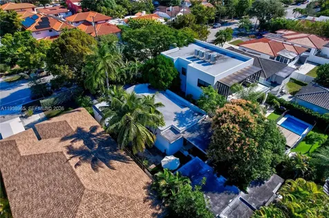 452 SW 21st Road Miami FL 33129