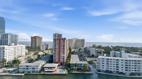 3133 S Ocean Drive Hallandale Beach FL 33009
