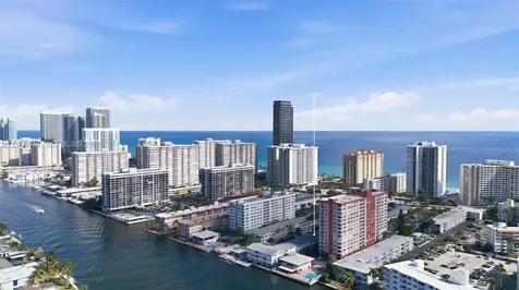 3133 S Ocean Drive Hallandale Beach FL 33009