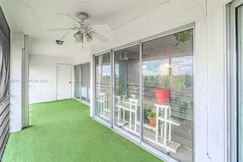 3959 Via Poinciana Lake Worth FL 33467