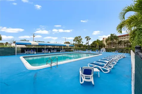 3959 Via Poinciana Lake Worth FL 33467