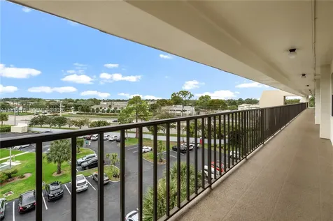 3959 Via Poinciana Lake Worth FL 33467