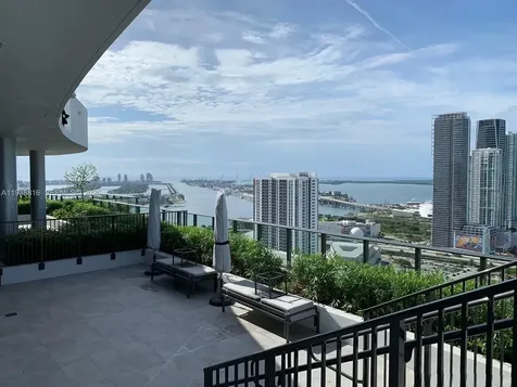 1600 NE 1st Avenue Miami FL 33132