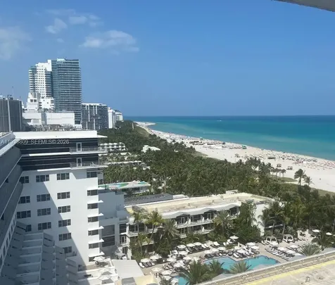 100 Lincoln Road Miami Beach FL 33139