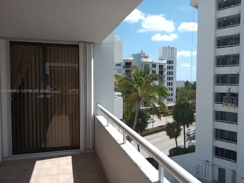 6830 Indian Creek Drive Miami Beach FL 33141