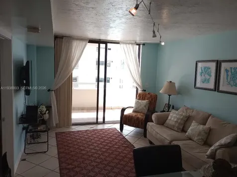 6830 Indian Creek Drive Miami Beach FL 33141