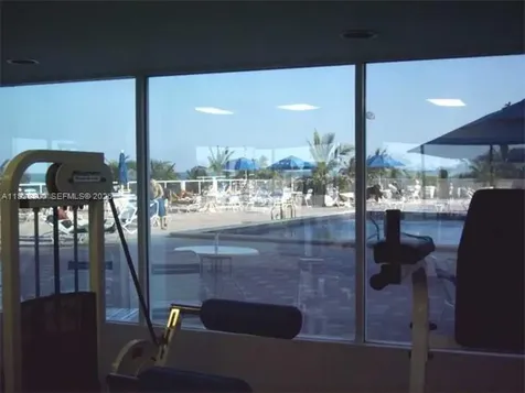 100 Lincoln Road Miami Beach FL 33139
