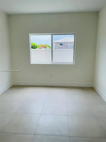 310 E 7th Street Hialeah FL 33010