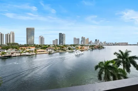 19195 NE 36th Court Aventura FL 33180