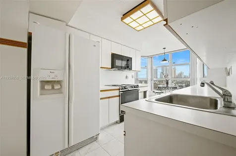 19195 NE 36th Court Aventura FL 33180