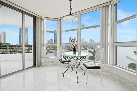 19195 NE 36th Court Aventura FL 33180