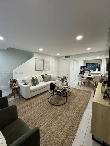 10069 SW 77th Court Miami FL 33156