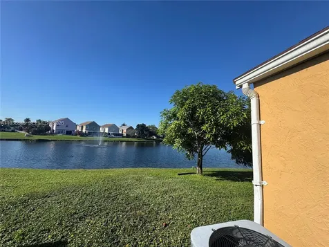 9957 W Elm Lane Miramar FL 33025