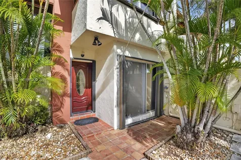7673 SW 103rd Place Miami FL 33173