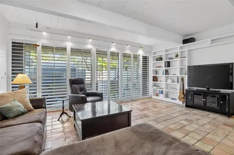 7673 SW 103rd Place Miami FL 33173
