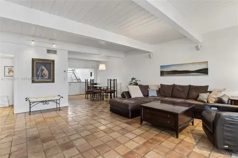7673 SW 103rd Place Miami FL 33173