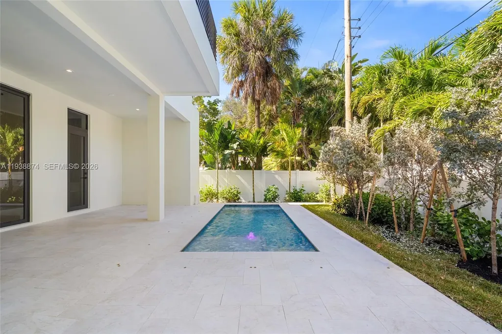 1117 SE 9th Street Fort Lauderdale FL 33316