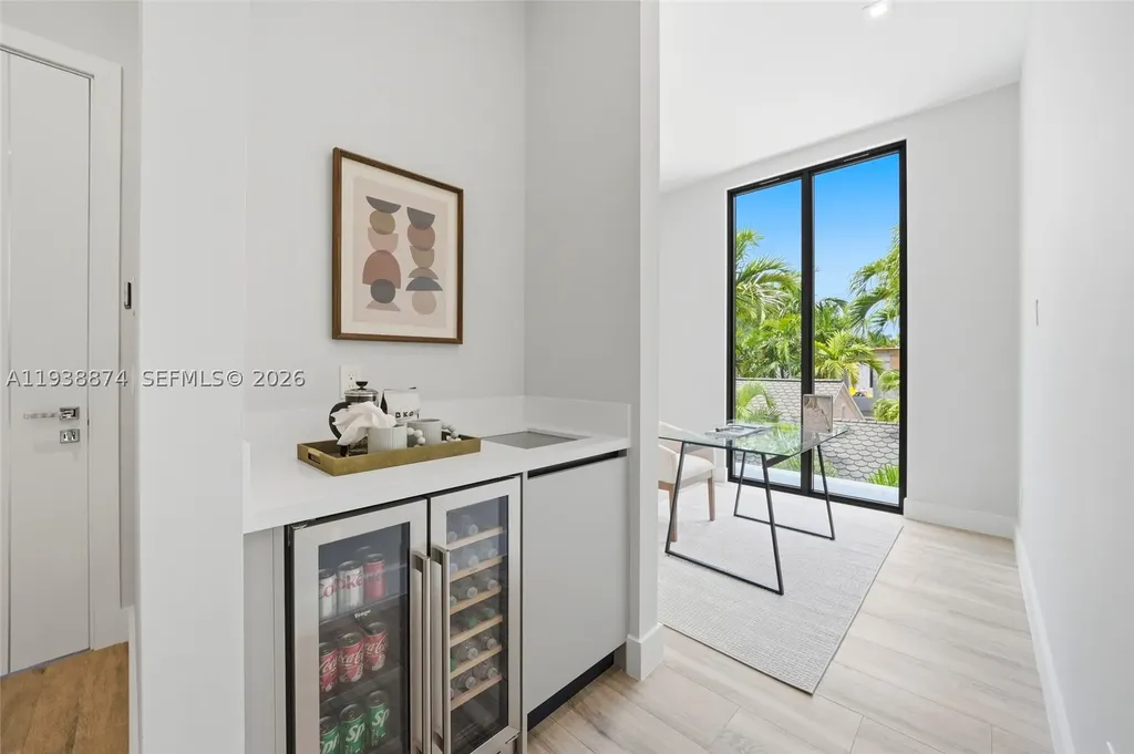 1117 SE 9th Street Fort Lauderdale FL 33316