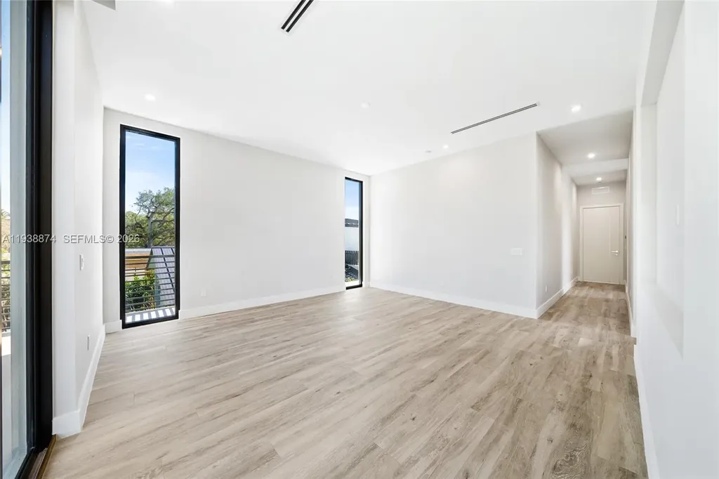 1117 SE 9th Street Fort Lauderdale FL 33316