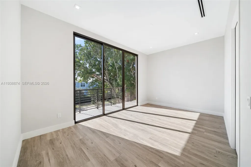 1117 SE 9th Street Fort Lauderdale FL 33316