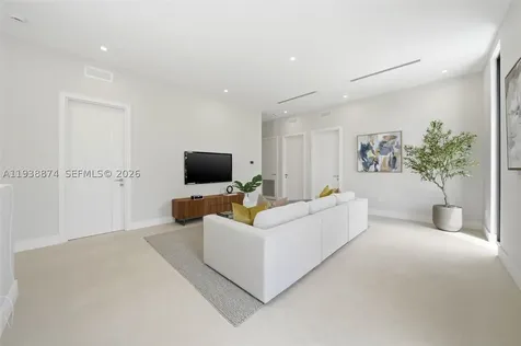 1117 SE 9th Street Fort Lauderdale FL 33316