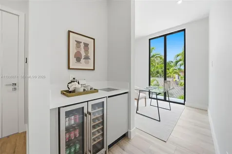 1117 SE 9th Street Fort Lauderdale FL 33316