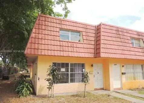 5407 NW 27th Street Lauderhill FL 33313
