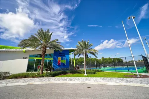 541 Blue Heron Hallandale Beach FL 33009