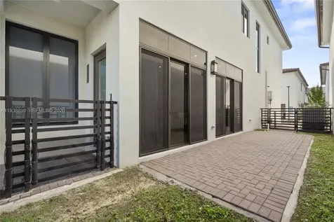 8144 NW 43rd Street Doral FL 33166