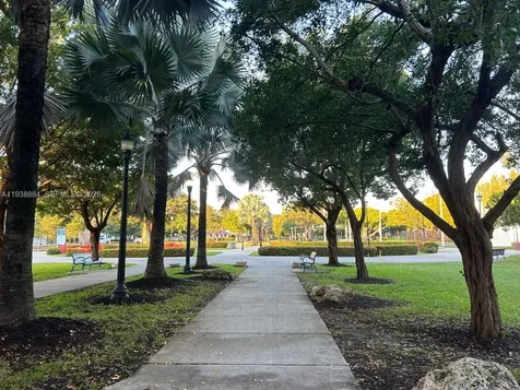 801 15th Street Miami Beach FL 33139