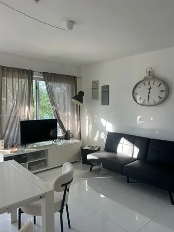 801 15th Street Miami Beach FL 33139