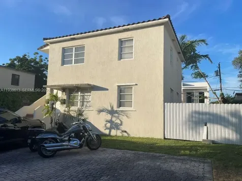 3741 SW 27th Terrace Miami FL 33134