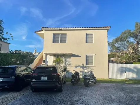 3741 SW 27th Terrace Miami FL 33134