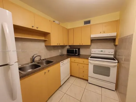 401 Golden Isles Drive Hallandale Beach FL 33009