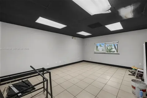 1905 NW 93rd Avenue Doral FL 33172