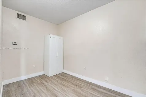 631 SW 10th Street Homestead FL 33034