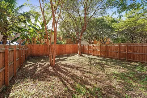 631 SW 10th Street Homestead FL 33034