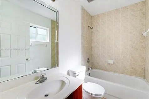631 SW 10th Street Homestead FL 33034