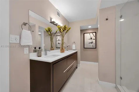 2843 S Bayshore Drive Miami FL 33133